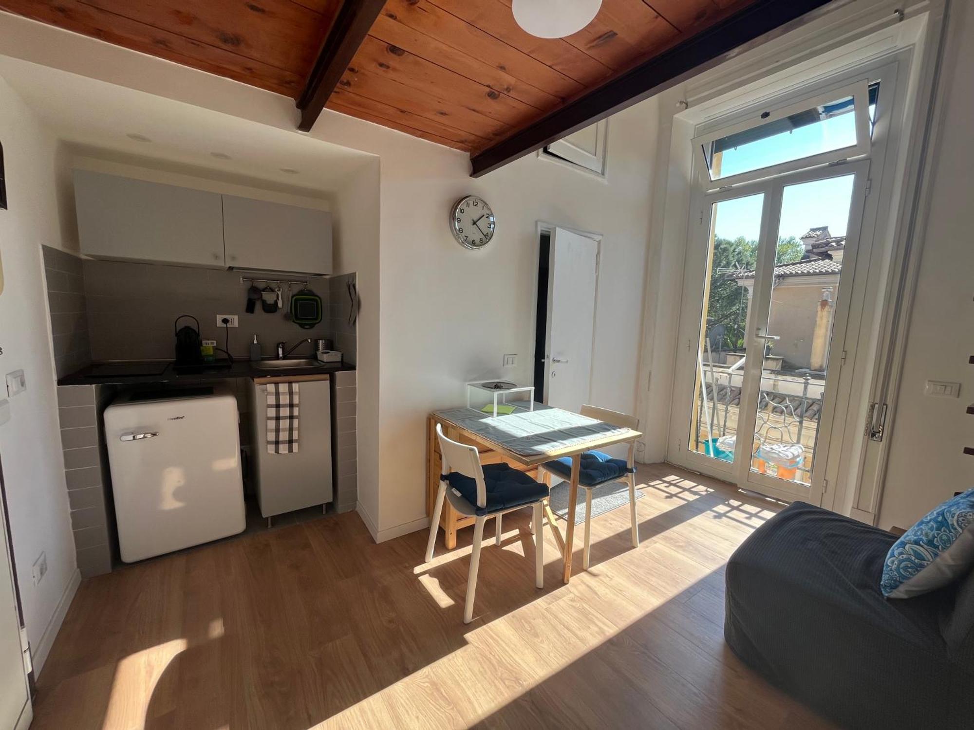 Studio Flat Ultimo Piano In Centro Rom Eksteriør billede